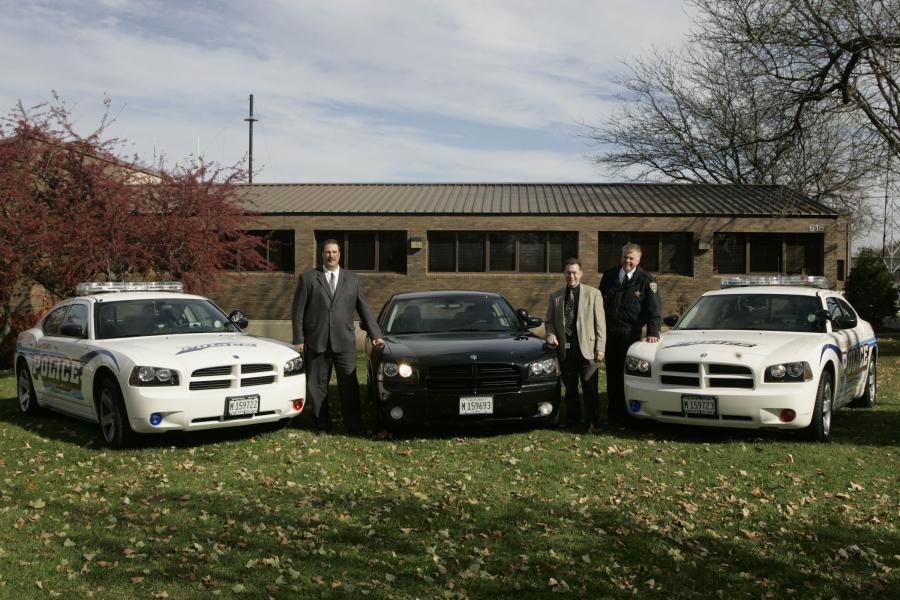  Dodge Charger Police Car 2005 года  (фото 13 из 38)